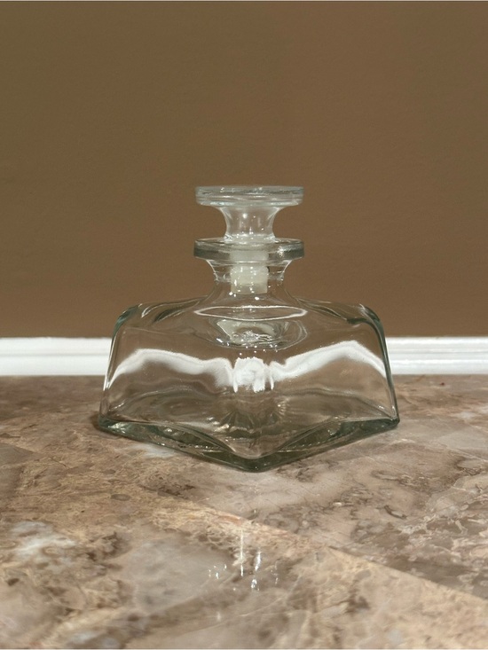 avo Other - Clear Glass Decorative Decanter Bottle